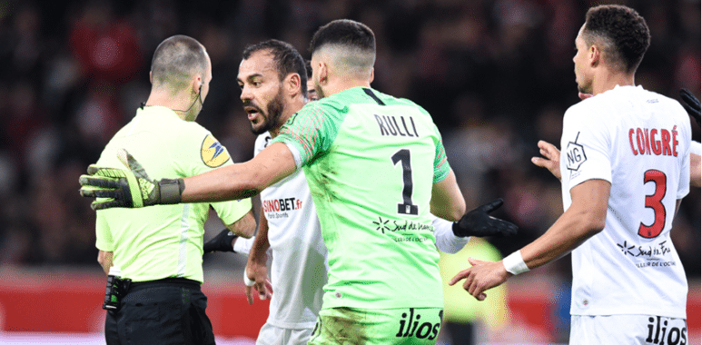Hilton arbitre rulli | AllezPaillade.com