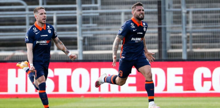 JOIE - FAIR PLAY - 09 ANDY DELORT (MHSC) - 26 MIHAILO RISTIC (MHSC) FOOTBALL : Nimes vs Montpellier - Ligue 1 Uber Eats | AllezPaillade.com