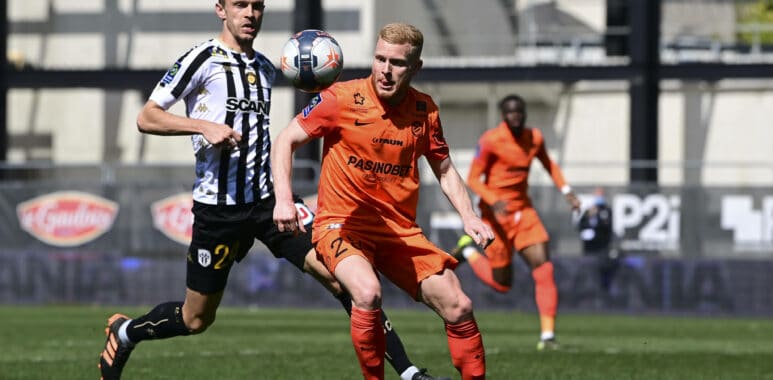 Florent Mollet (MHSC) FOOTBALL : SCO Angers vs MHSC - Ligue1 Uber Eats - 04/04/2021 JBAutissier/Panoramic PUBLICATIONxNO | AllezPaillade.com