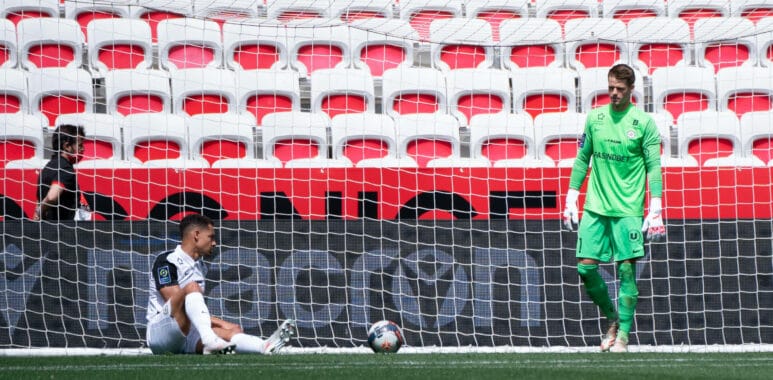 Deception - Jonas Omlin (Montpellier FC) - Daniel Congre (Montpellier FC) FOOTBALL : OGC Nice vs Montpellier - Ligue 1 U | AllezPaillade.com