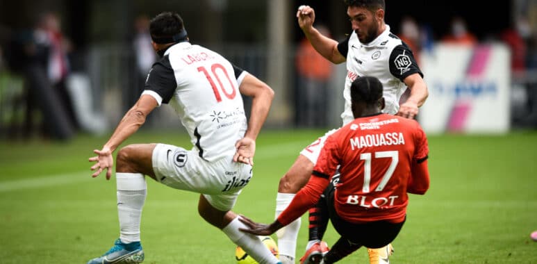 Gaetan LABORDE ( 10 - Montpellier ) - Faitout Maouassa ( 17 - Rennes ) - FERRI Jordan ( 12 - Montpellier ) - FOOTBALL : | AllezPaillade.com