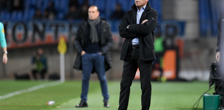 ANTOINE KOMBOUARE ENTRAINEUR GUINGAMP FOOTBALL Montpellier vs Guingamp Ligue 1 Conforama 17 | AllezPaillade.com