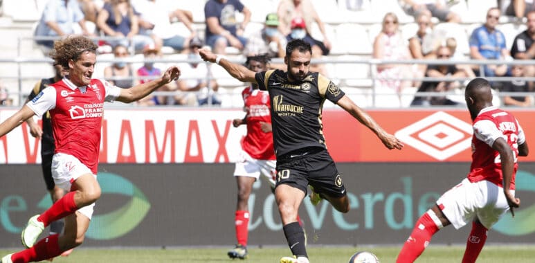 Gaetan Laborde (MHSC) Vs Wout Faes (Reims) FOOTBALL : Reims Vs Montpellier - Ligue 1 - 15/08/2021 MichaelBaucher/Panoram | AllezPaillade.com