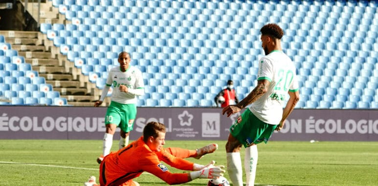 Jonas Omlin (Montpellier FC) - Denis Bouanga (AS Saint Etienne) FOOTBALL : Montpellier vs Saint Etienne - Ligue 1 Uber E | AllezPaillade.com