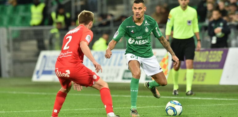 Thimothee Kolodziejczak (saint etienne) vs Arnaud Souquet (montpellier) FOOTBALL : AS Saint Etienne vs Montpellier - Lig | AllezPaillade.com