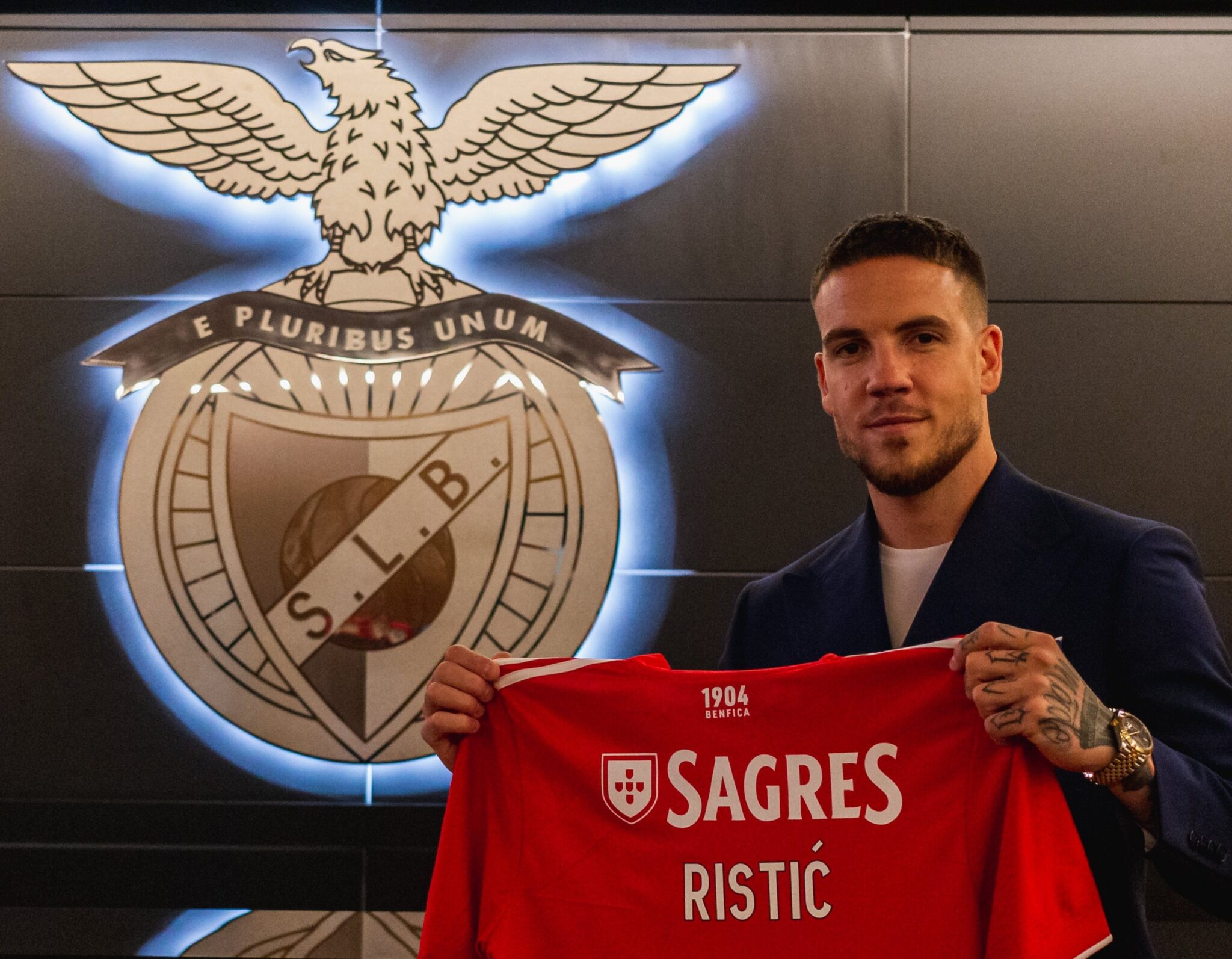 [Mercato] SL Benfica officialise la venue de Mihailo Ristic ...