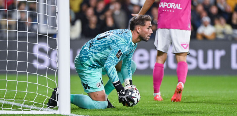 Montpellier Herault SC v Olympique de Marseille - Ligue 1 McDonalds 20242025 | AllezPaillade.com