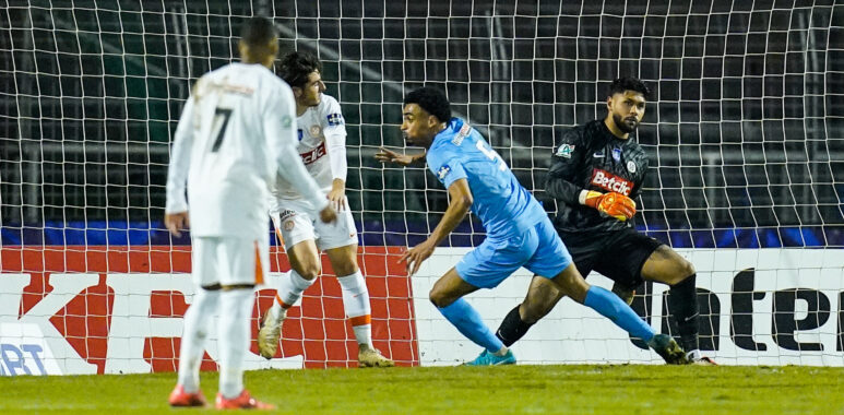 Le Puy F 43 Auvergne v Montpellier Herault SC - French Cup 20242025 | AllezPaillade.com