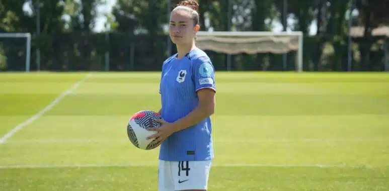 F&eacute;minines, Elisa Rambaud
