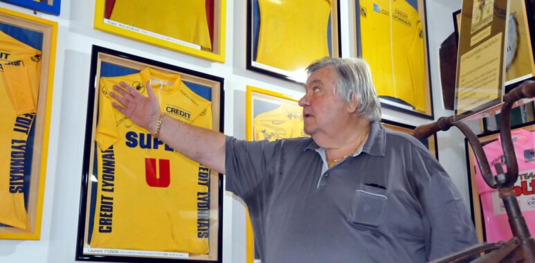 Louis NICOLLIN dans son musee Collection | AllezPaillade.com