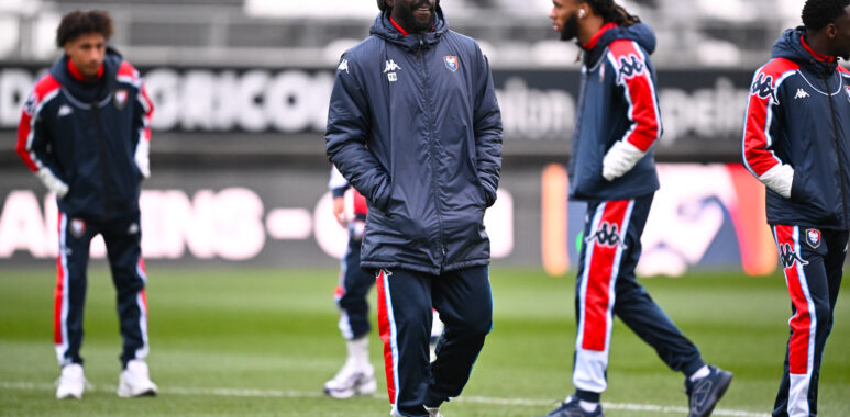 Alexandre Mendy Amiens SC v Stade Malherbe Caen - Ligue 2 BKT 20242025 | AllezPaillade.com