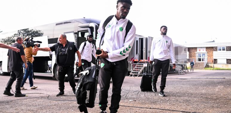 Nathanaël Mbuku Quevilly-Rouen Metropole v AS Saint-Etienne - Ligue 2 BKT 20232024 | AllezPaillade.com
