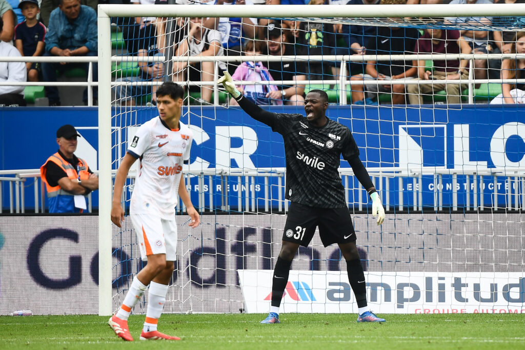 Simon Ngapandouetnbu ESTAC Troyes v Montpellier Herault SC - Ligue 2 BKT 20252026 | AllezPaillade.com