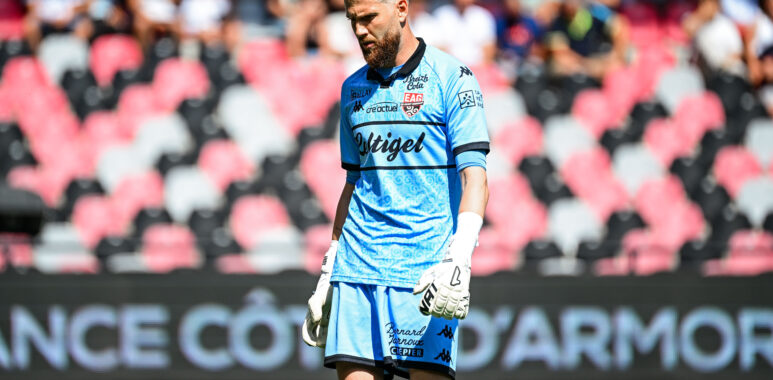 En Avant Guingamp v Red Star FC - Ligue 2 BKT 20252026 | AllezPaillade.com