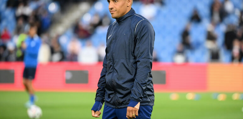 Khazri Montpellier Herault SC v Paris Saint-Germain - Ligue 1 MCDonalds 20242025 | AllezPaillade.com