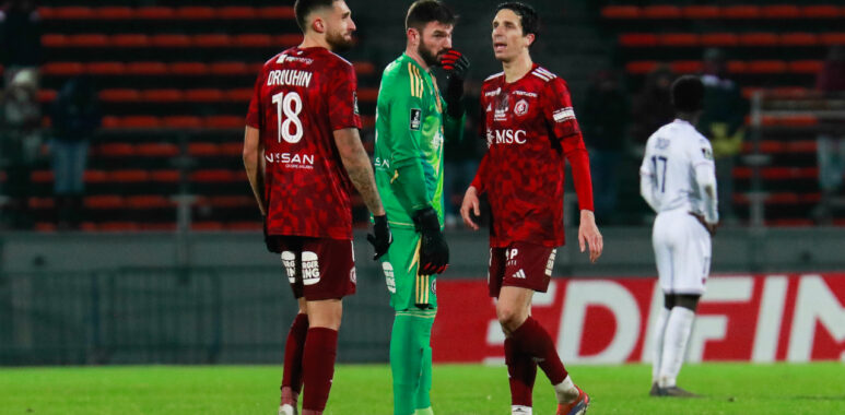 Pajot Escales FC Annecy v Clermont Foot 63 - Ligue 2 BKT | AllezPaillade.com