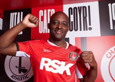 fil_charlton_signing_018 | AllezPaillade.com