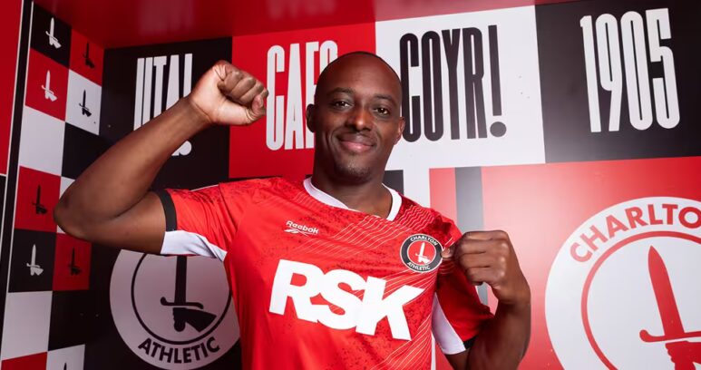 fil_charlton_signing_018 | AllezPaillade.com