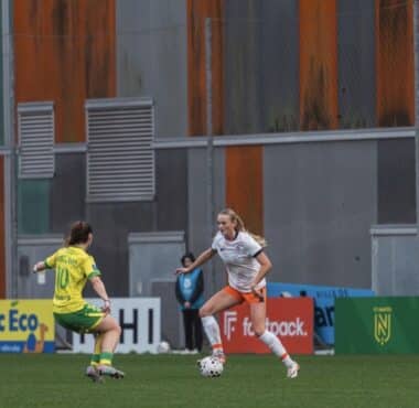 F&eacute;minines, Grace Gillard