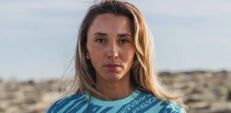 F&eacute;minines, Chlo&eacute; N'Gazi