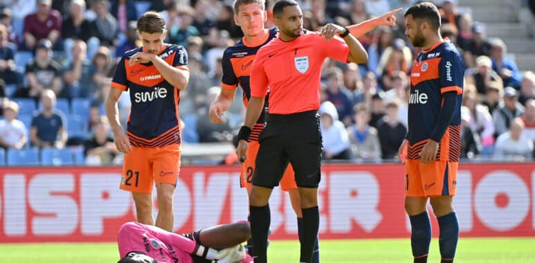 Ahmed Taleb arbitre